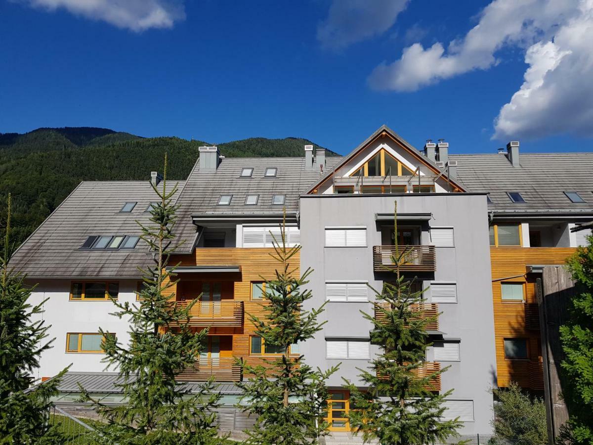 Yellow Apartma Kranjska Gora Lejlighed Eksteriør billede